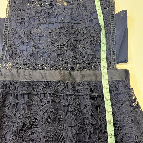 Romeo & Juliet Couture, Rich Navy, Floral Cut-Lace,Unique Design, EUC, Size S - Picture 12 of 14